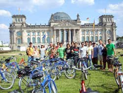 Berlín en bicicleta, junto al parlamento