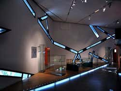 Museo Judío de Berlín, arquitectura ultramoderna