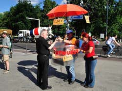 Vendedor ambulante de salchichas